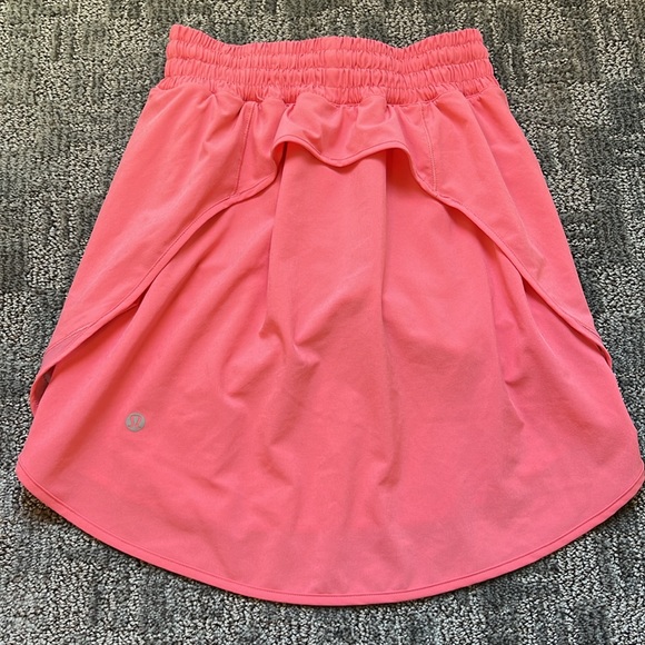 Lululemon Hotty Hot High Rise Skirt *long length - Picture 2 of 4